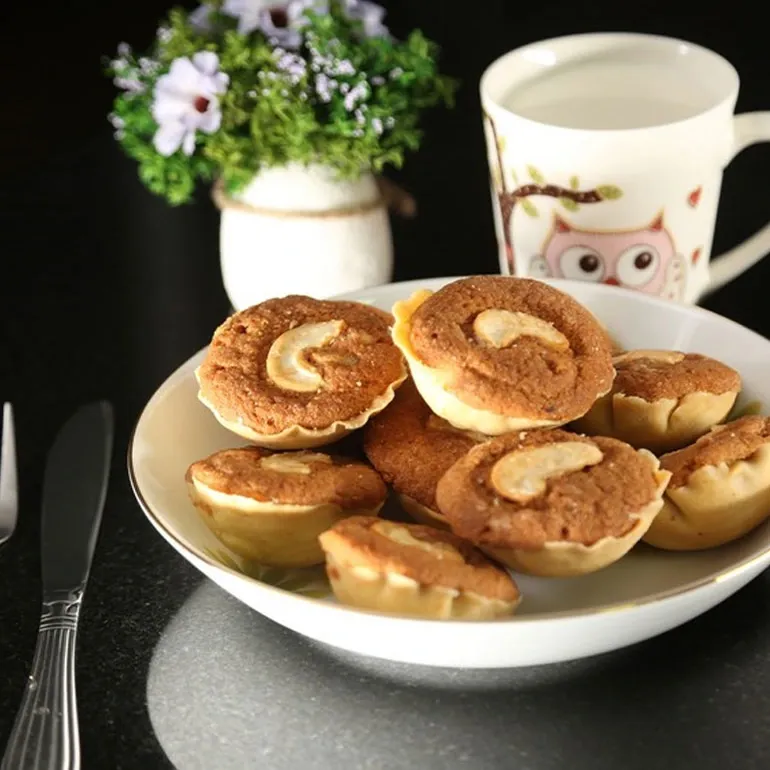 Cupcakes, eclairs and donuts